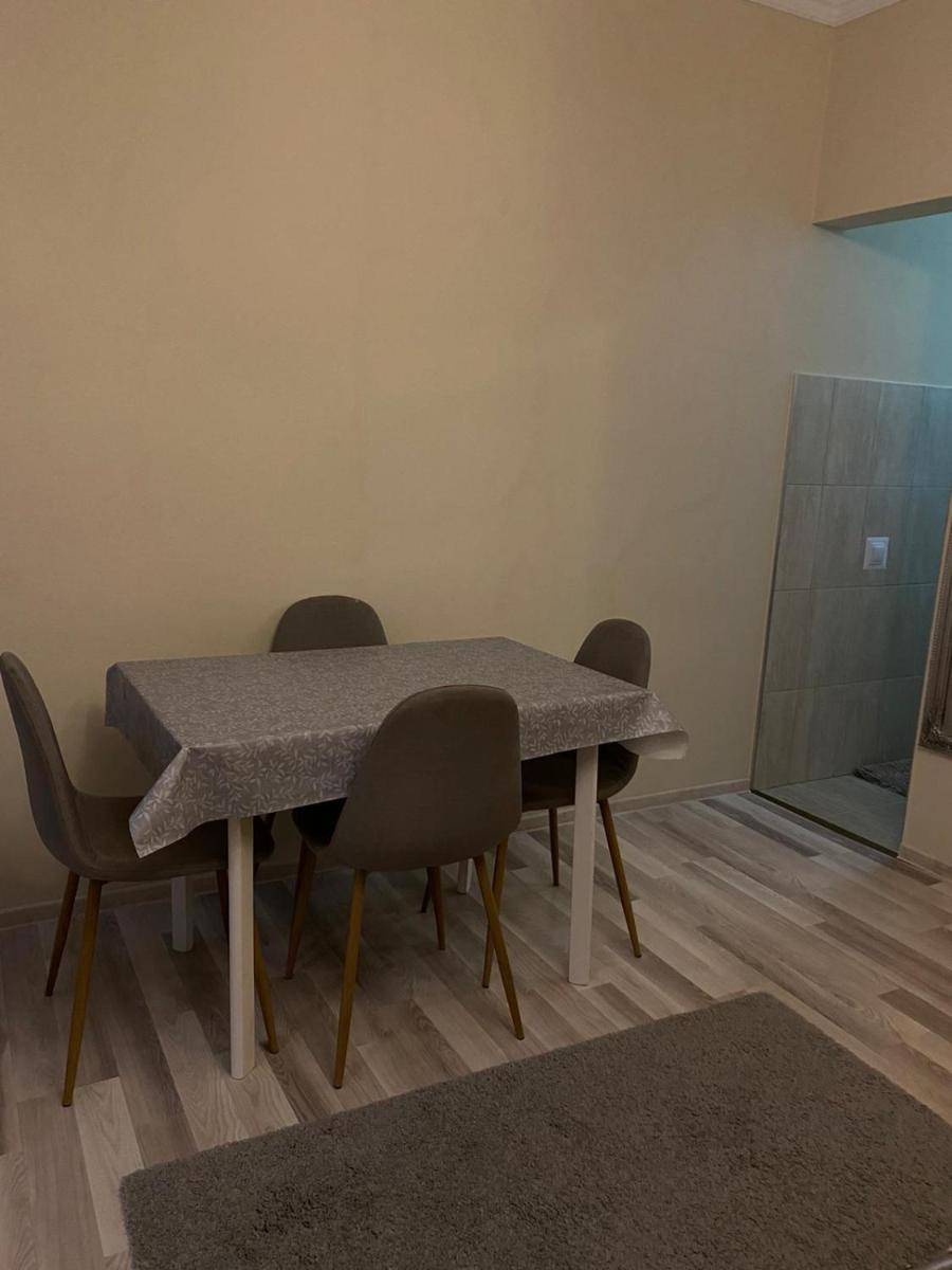 Central House Oradea - Housity