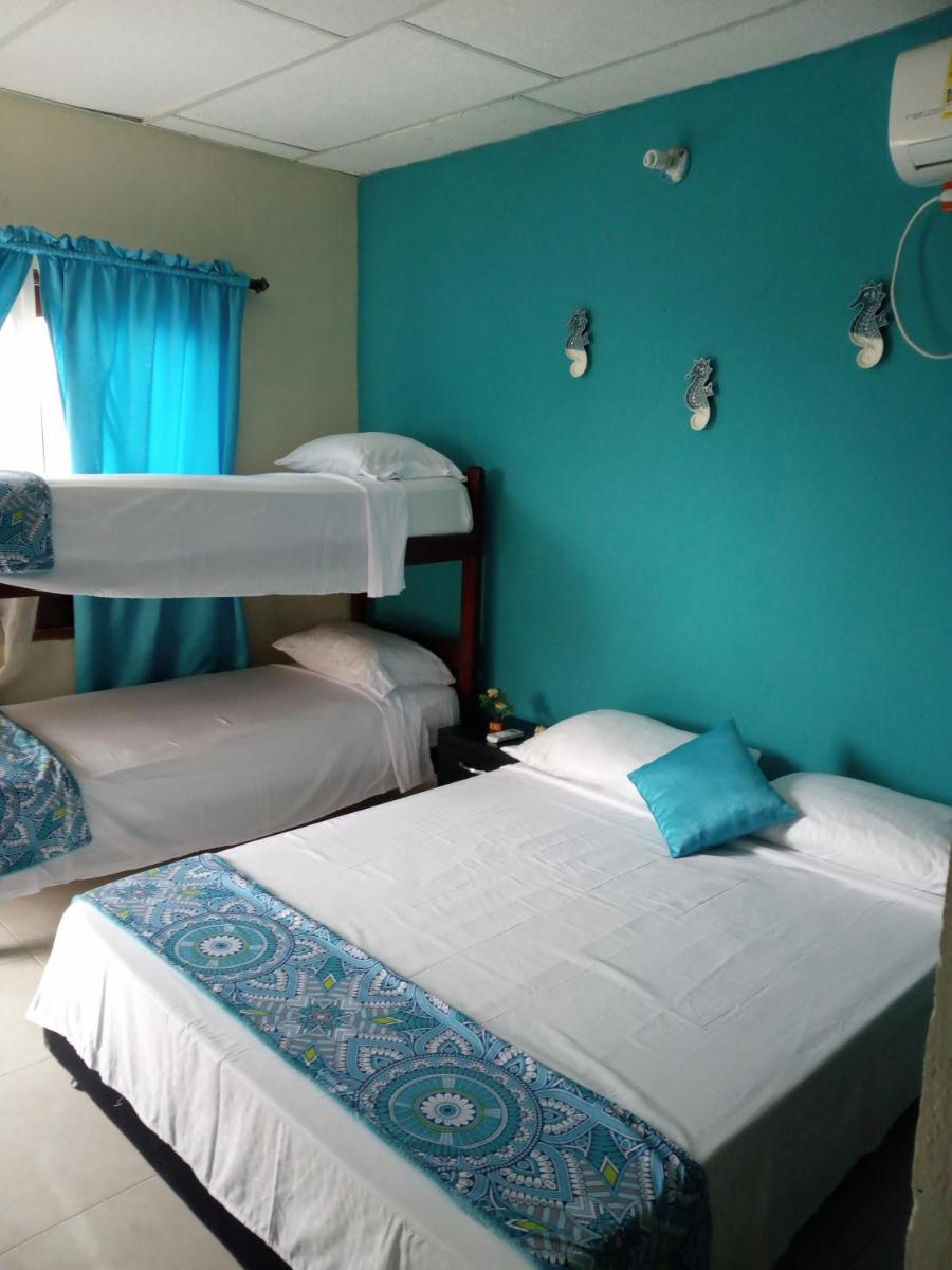 AquaMarina Hostal - Housity