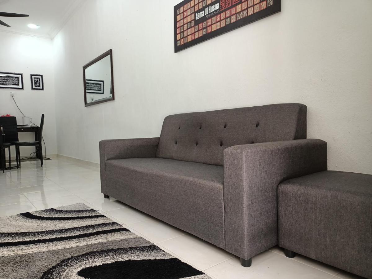 ADAMAYRAA HOMESTAY Tanah Merah - Housity