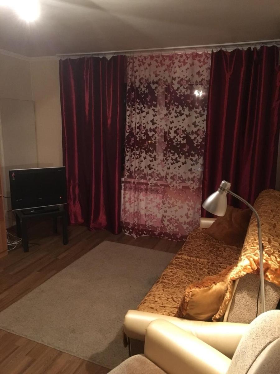Apartament's Mayorov House at Maksima Gorkogo 142 a - Housity
