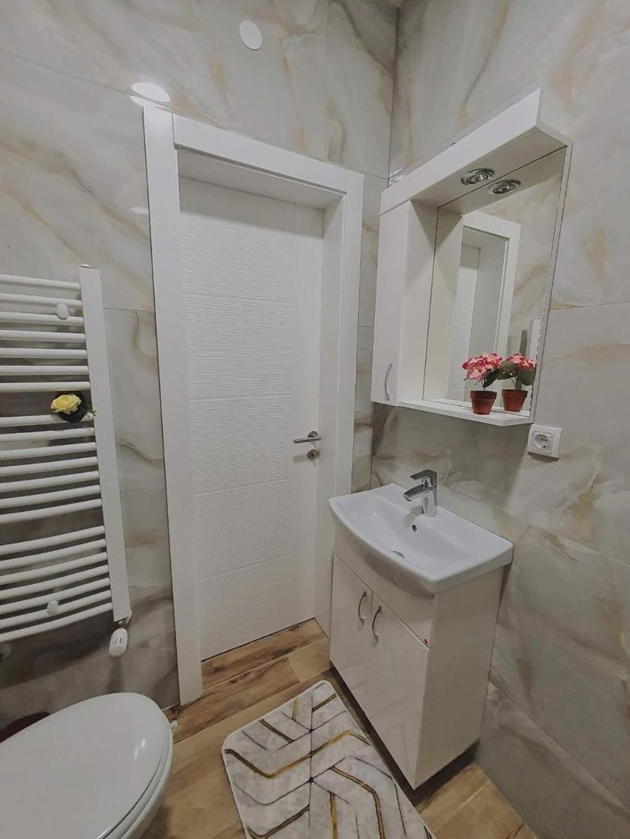 Zara 1 Apartman - Housity