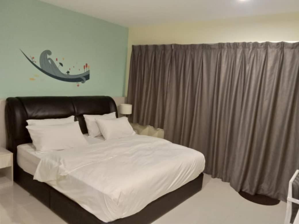 SRS PARADISE ISLAND HOMESTAY - Housity