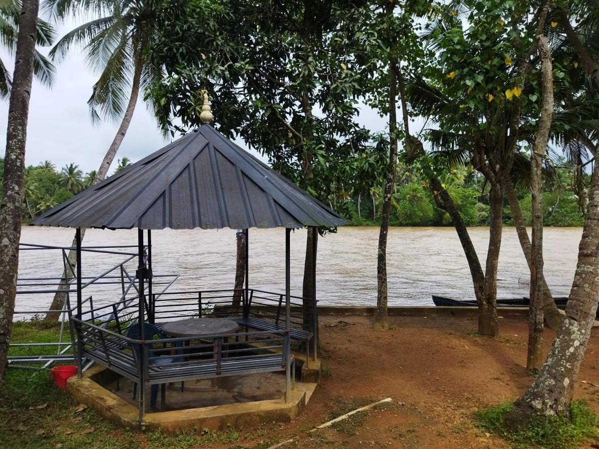 MUNROE LAGOONS - Housity