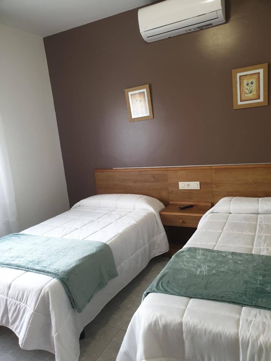 Hostal Xaraiba - Housity