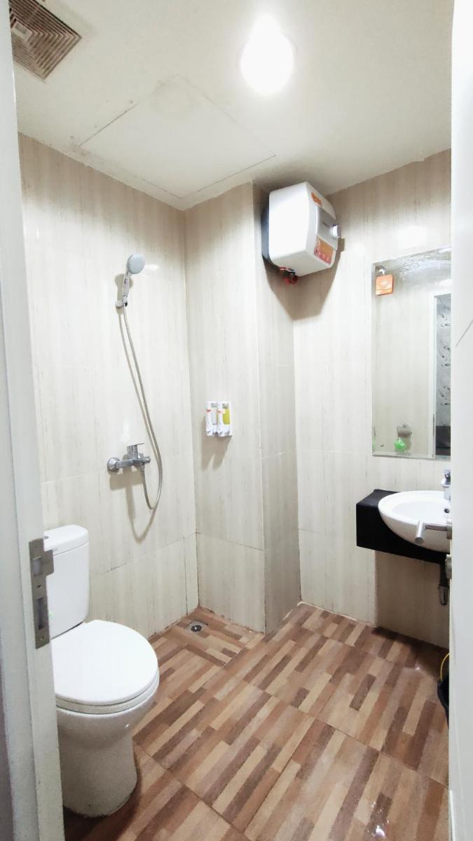 Kozy Room Sentul Tower Apartemen - Hizvo