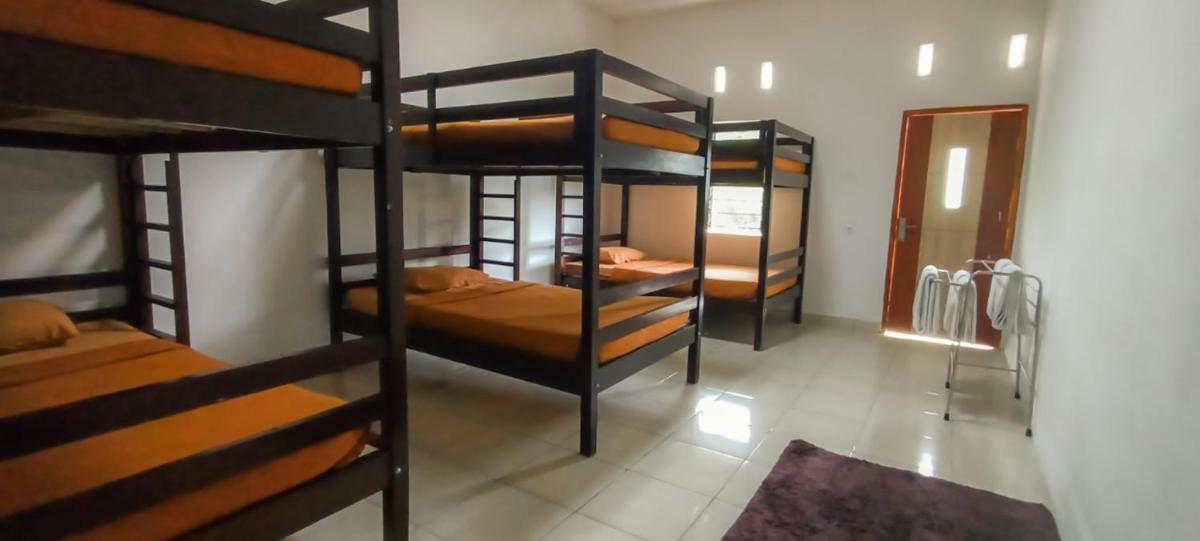 Dormitory Lembah - Housity