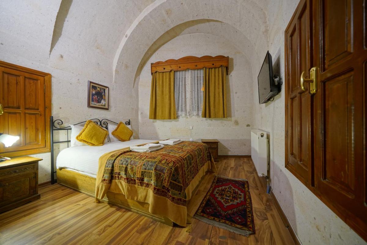 Arch Palace - Housity
