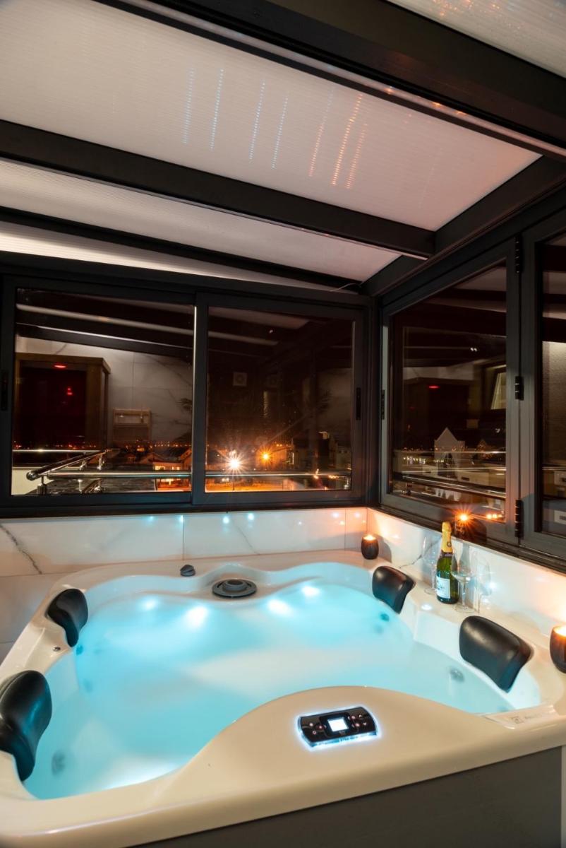 IN LUX SPA APARTMAN - Housity