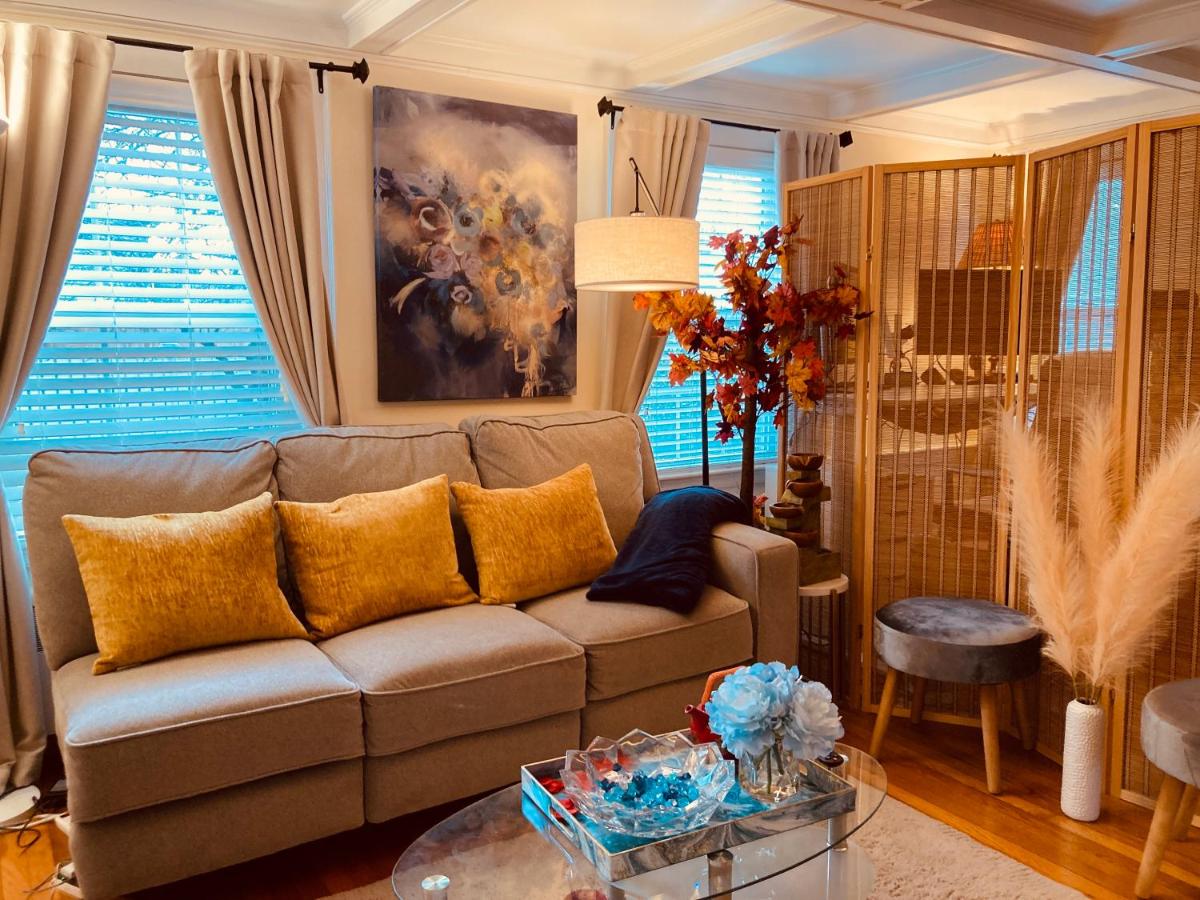 Unused - Full House For A Family - Housity
