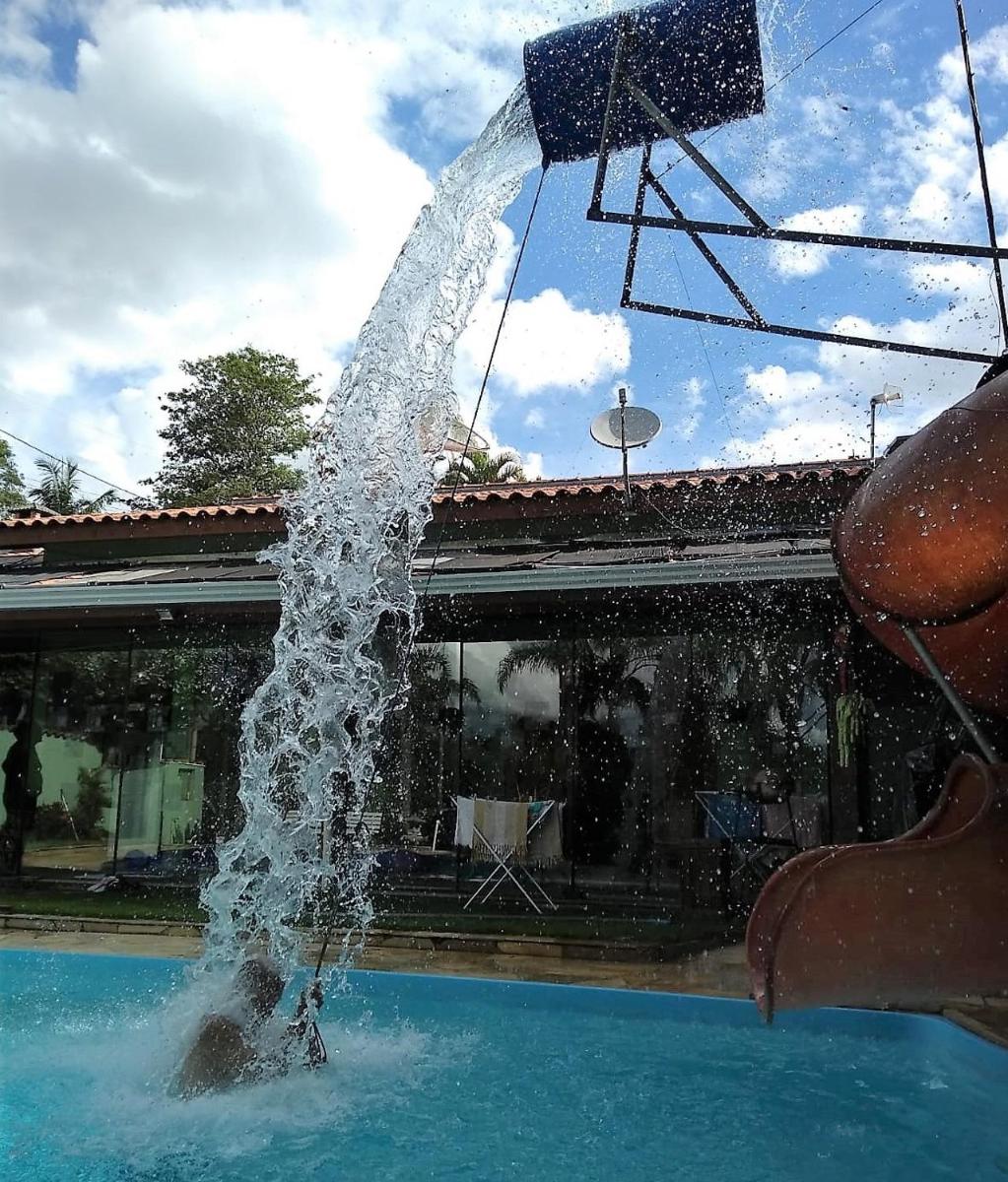 Suitetrails - Casa Lot Fechado, Churrasqueira, Piscina, Toboágua, parque para crianças , Internet
