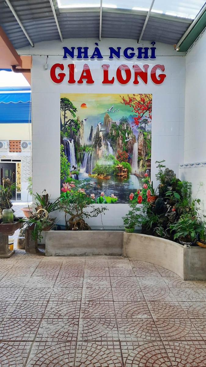 Gia Long Motel - Housity