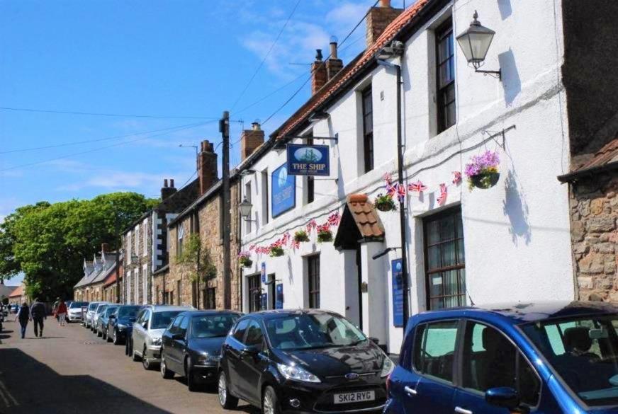 The Ship Inn, Holy Island - Housity