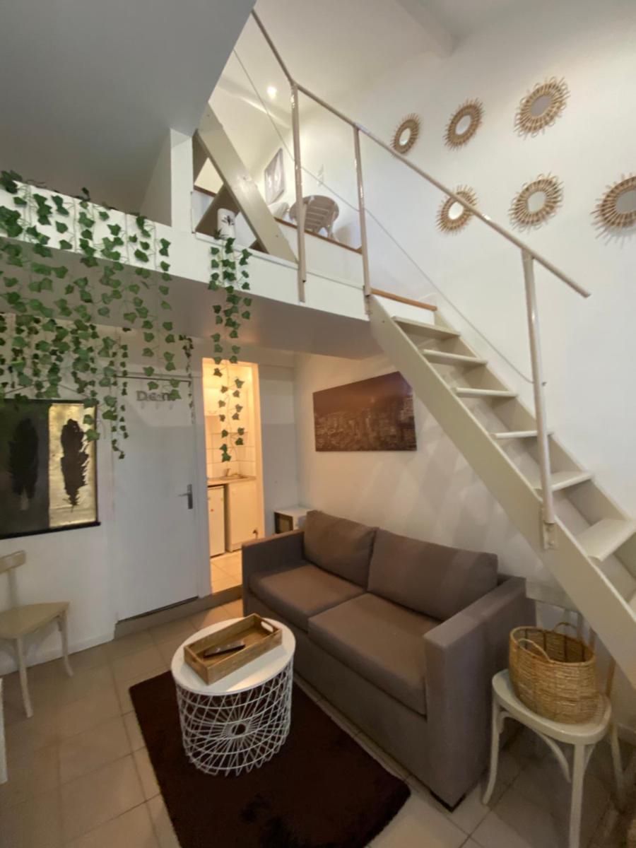 Grand studio Ermont - Housity