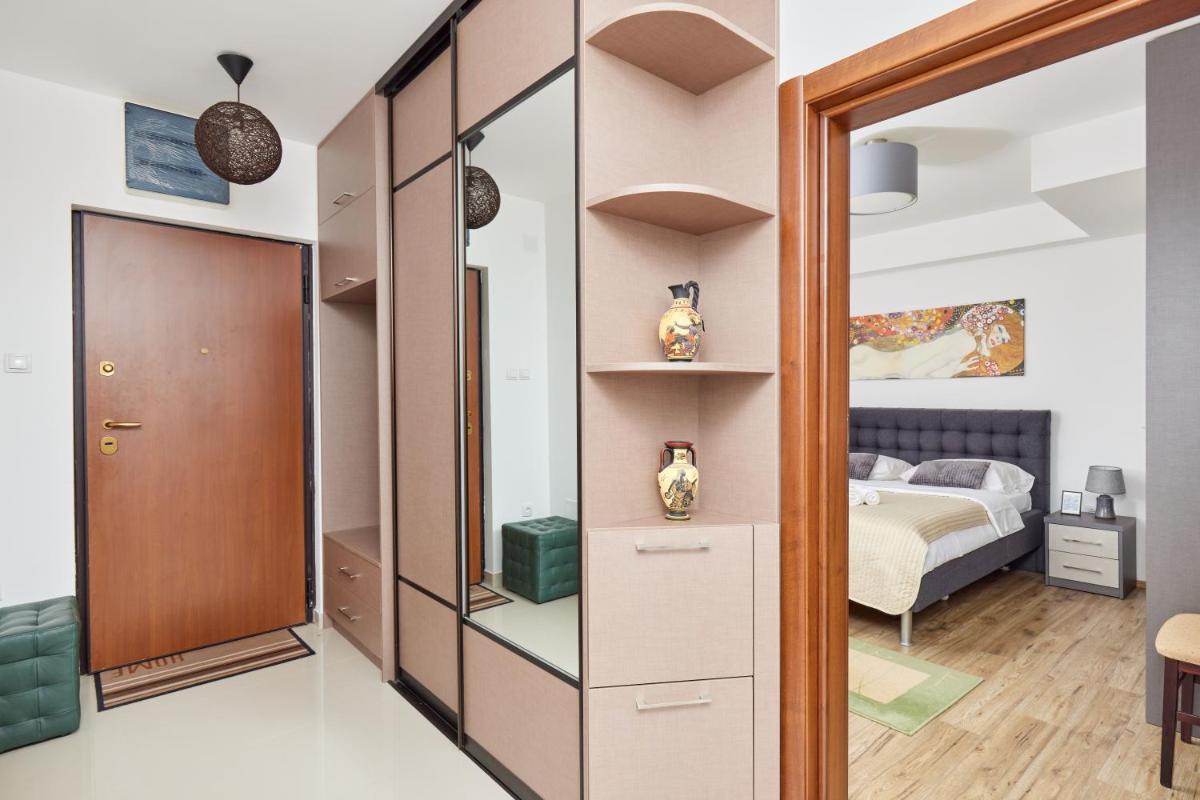 Dimitris Apartments - Housity