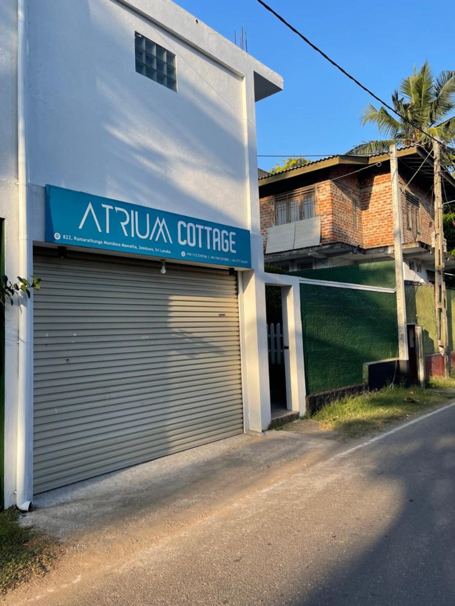 Atrium Cottage - Housity