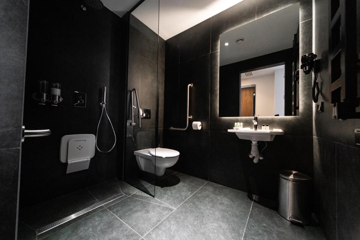 SMALL HOTEL - Hizvo