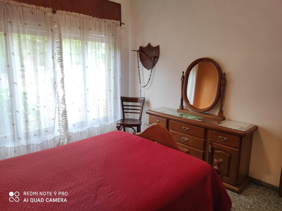 Casa en barrio Villa Elvina - Housity