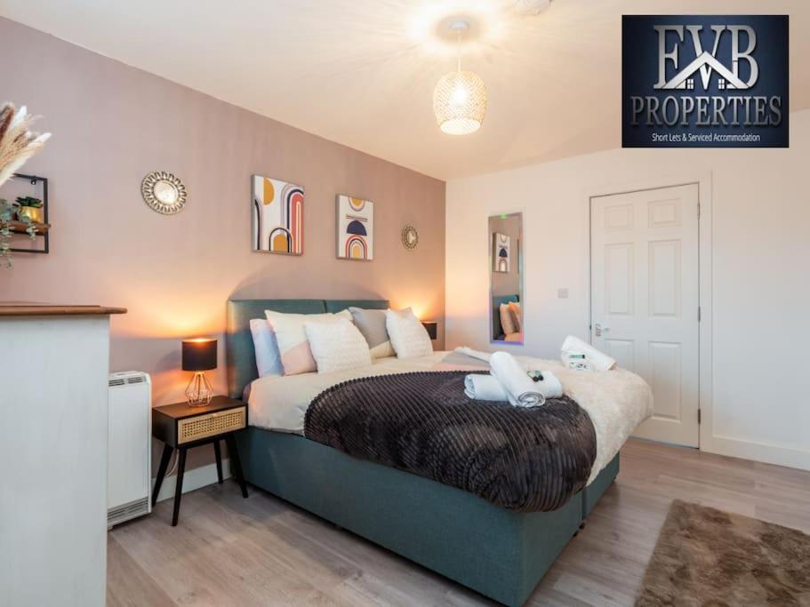 Stylish Southampton Abode - Housity