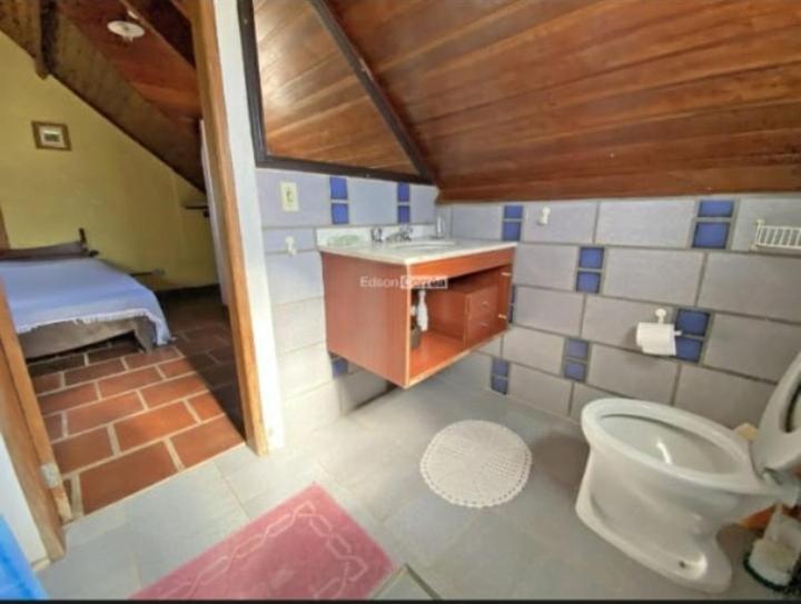 Passa Quatro- CASA INTEIRA RUSTICA para até 9 pessoas - Housity