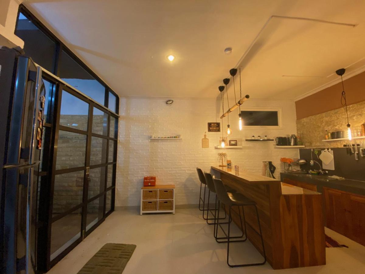 Complete House with fast stabil Internet in Bale Pelangi Sandik Lombok - Housity