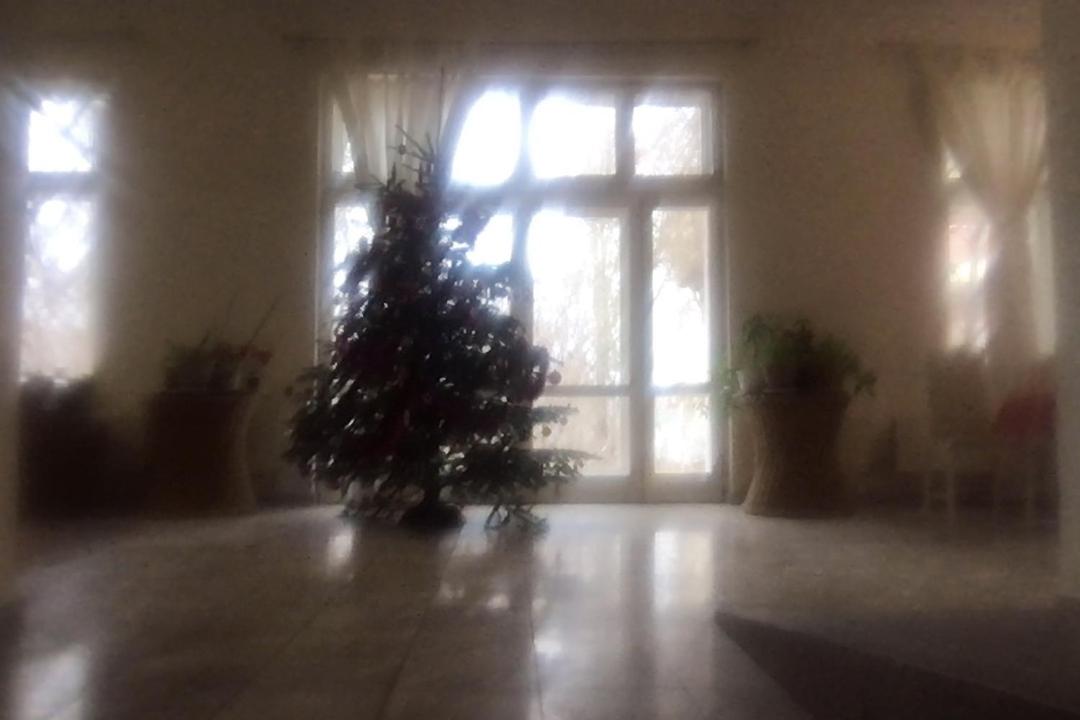 Vila vis pe malul lacului - Housity