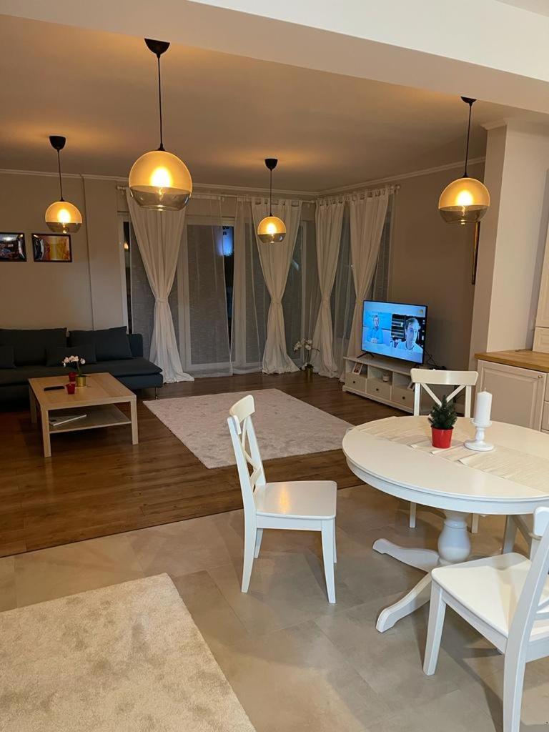 Beautiful Colors Residence Villa - Housity