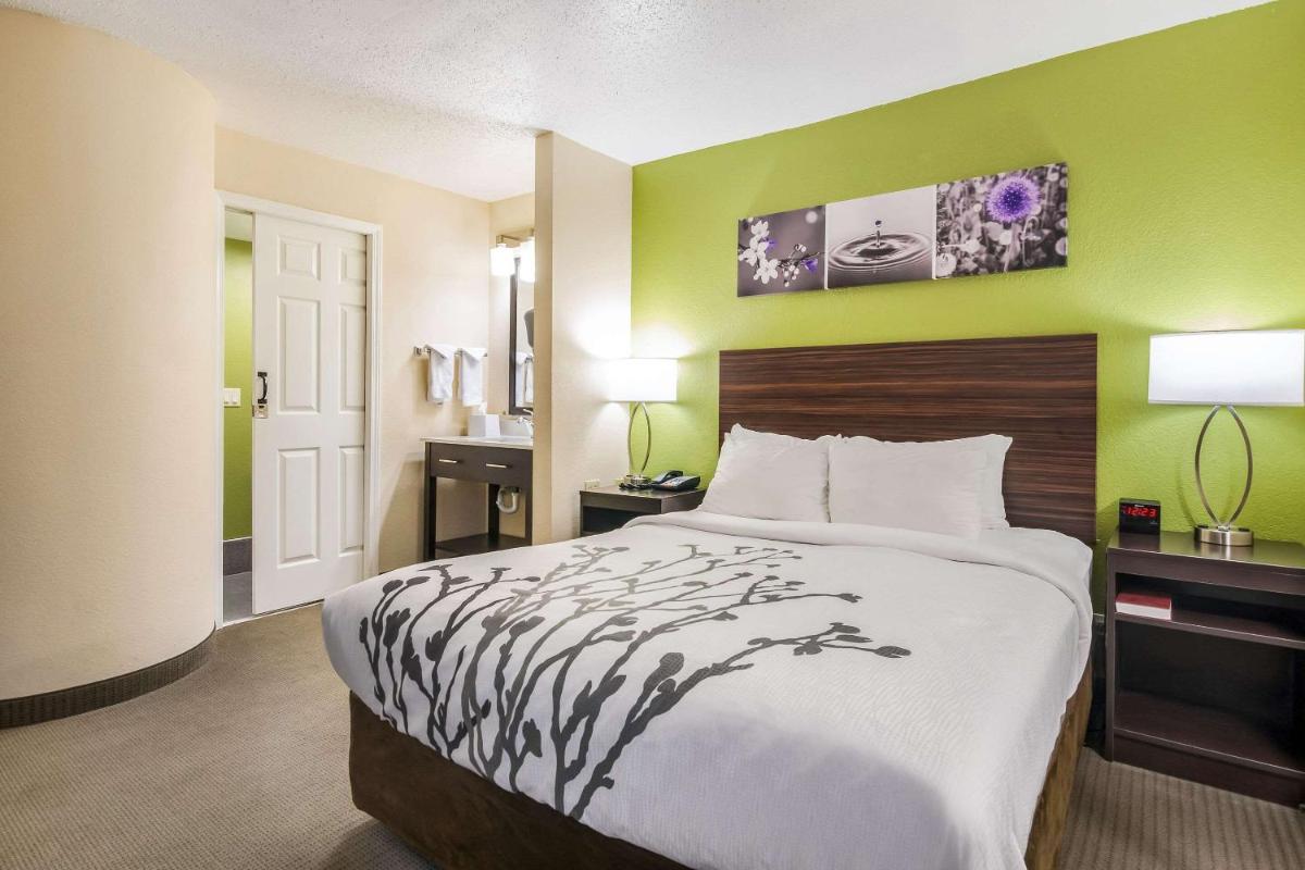 Sleep Inn Wytheville I-77 and I-81 - Housity