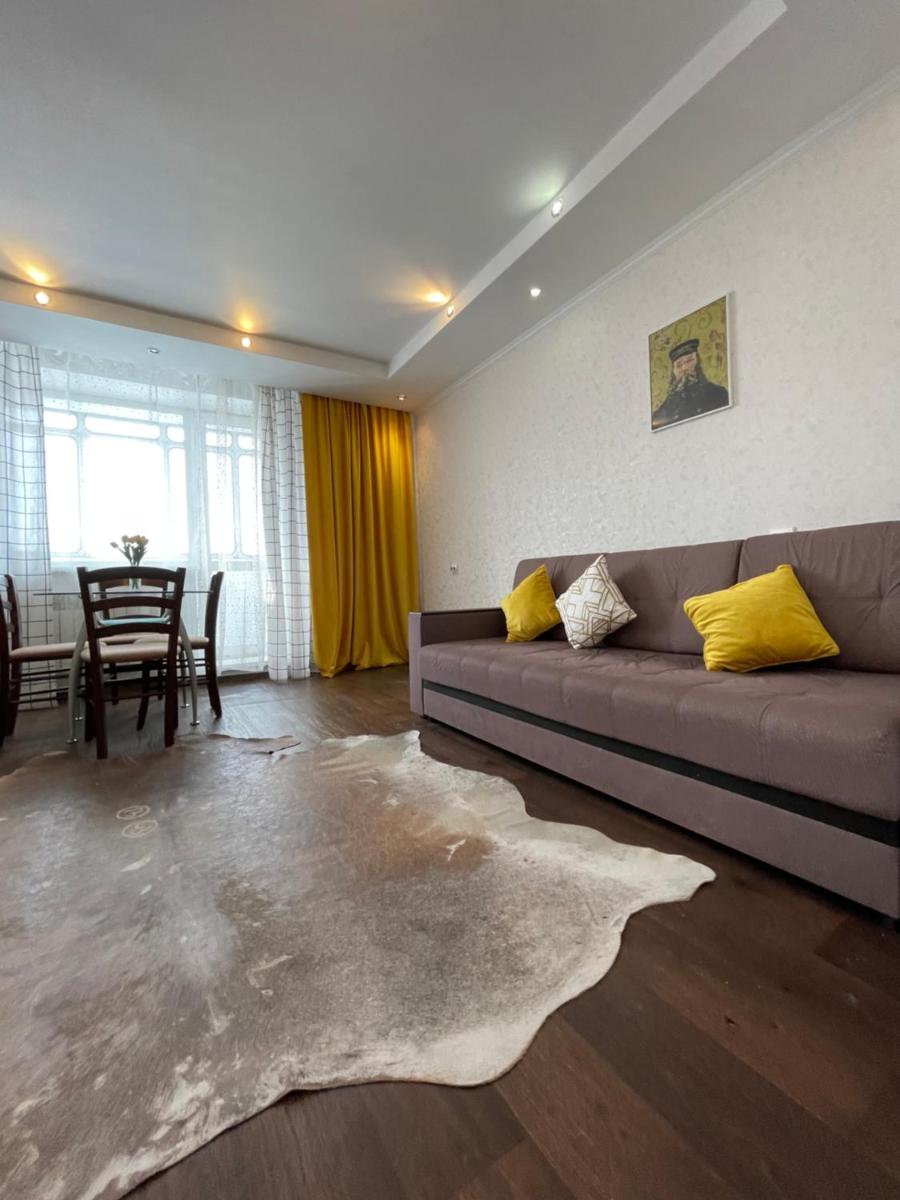 Suitetrails - Apartment On Zheleznodorozhnaya