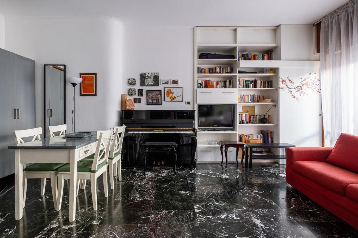 Boldrini apartment with balcony by Wonderful Italy - Housity