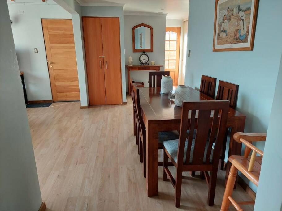 Amplia casa en sector residencial de La Serena. - Housity