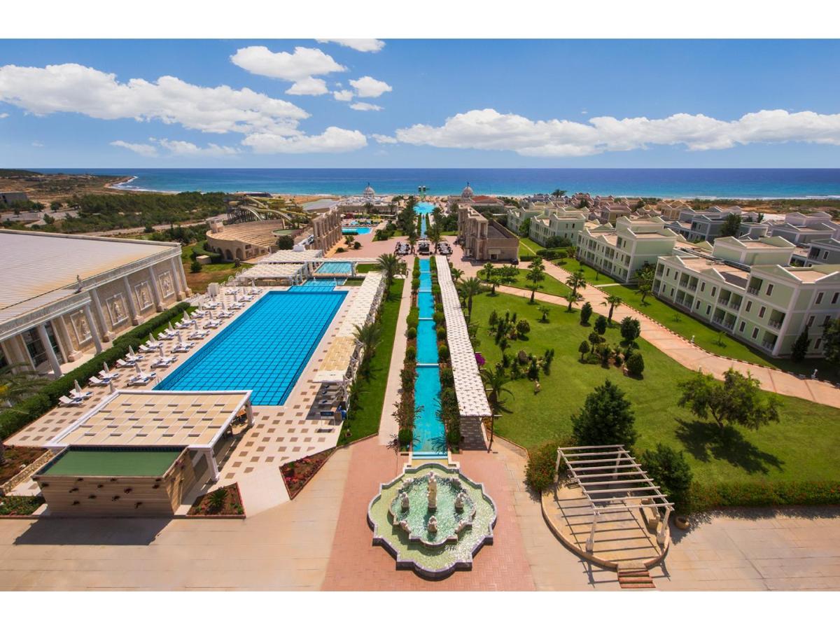 Kaya Artemis Resort & Casino - Housity
