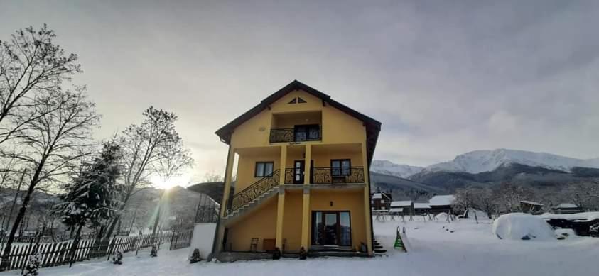 Casa Dana - Housity