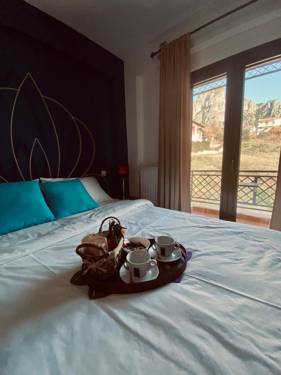 Dominique Meteora House - Housity