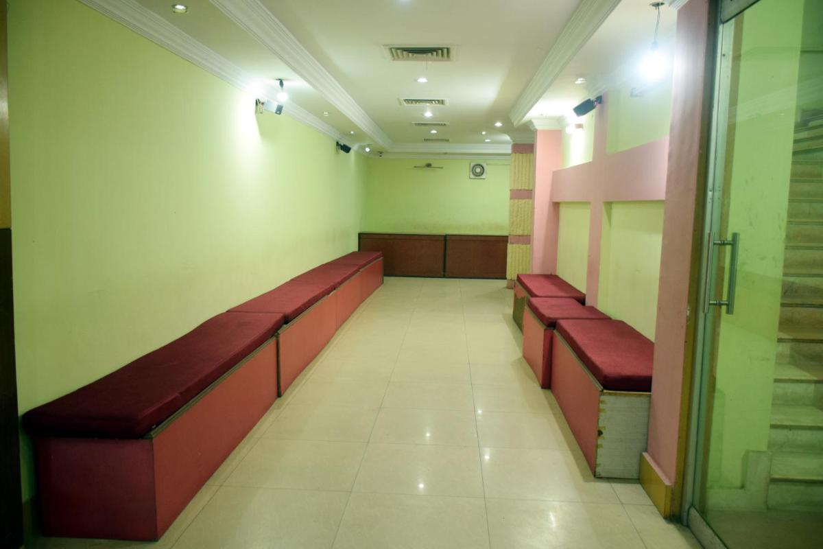 Tusthi Banquets - Housity