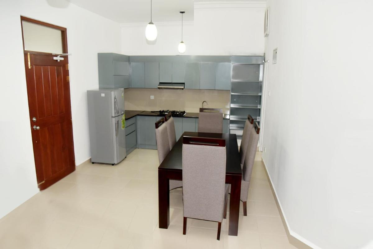 Entire furnished apartment Homagama - Housity