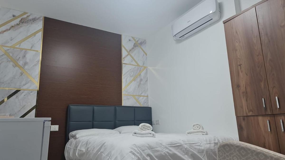 Vida Bhermon 4, one Standard Room - Housity