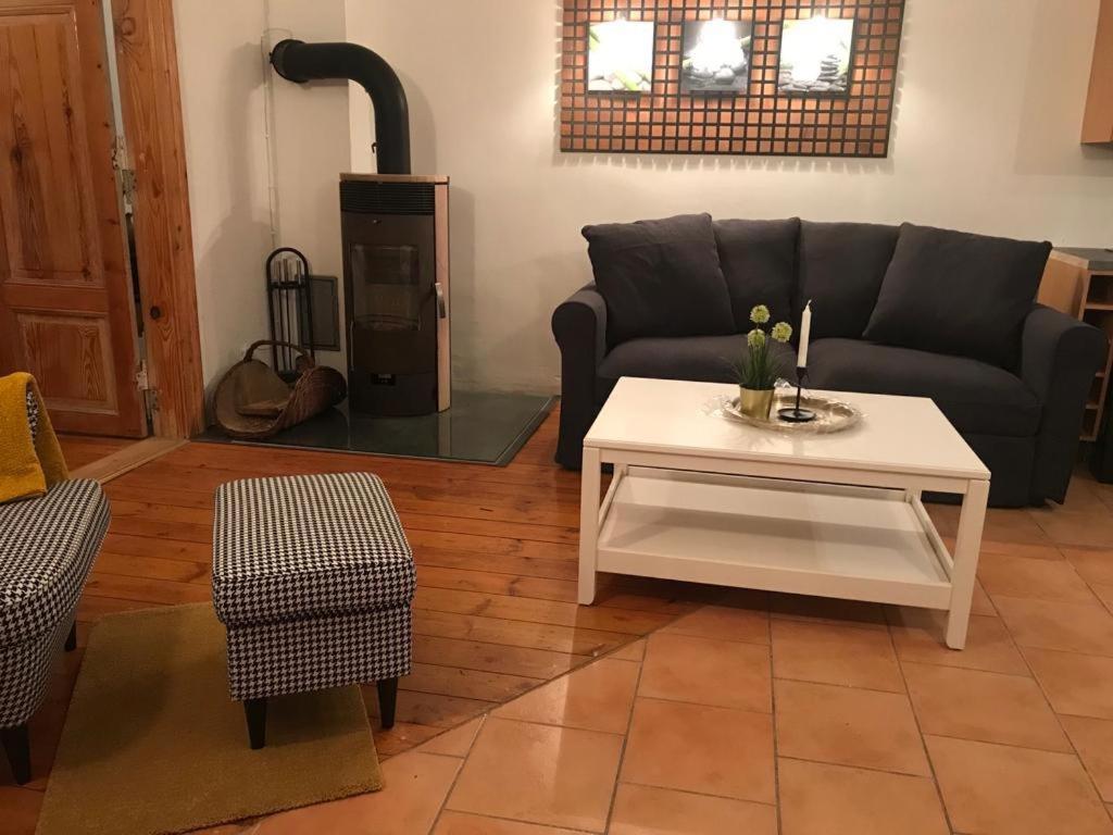 Schöne ruhige Wohnung mit Terrasse und Parkplatz - Housity