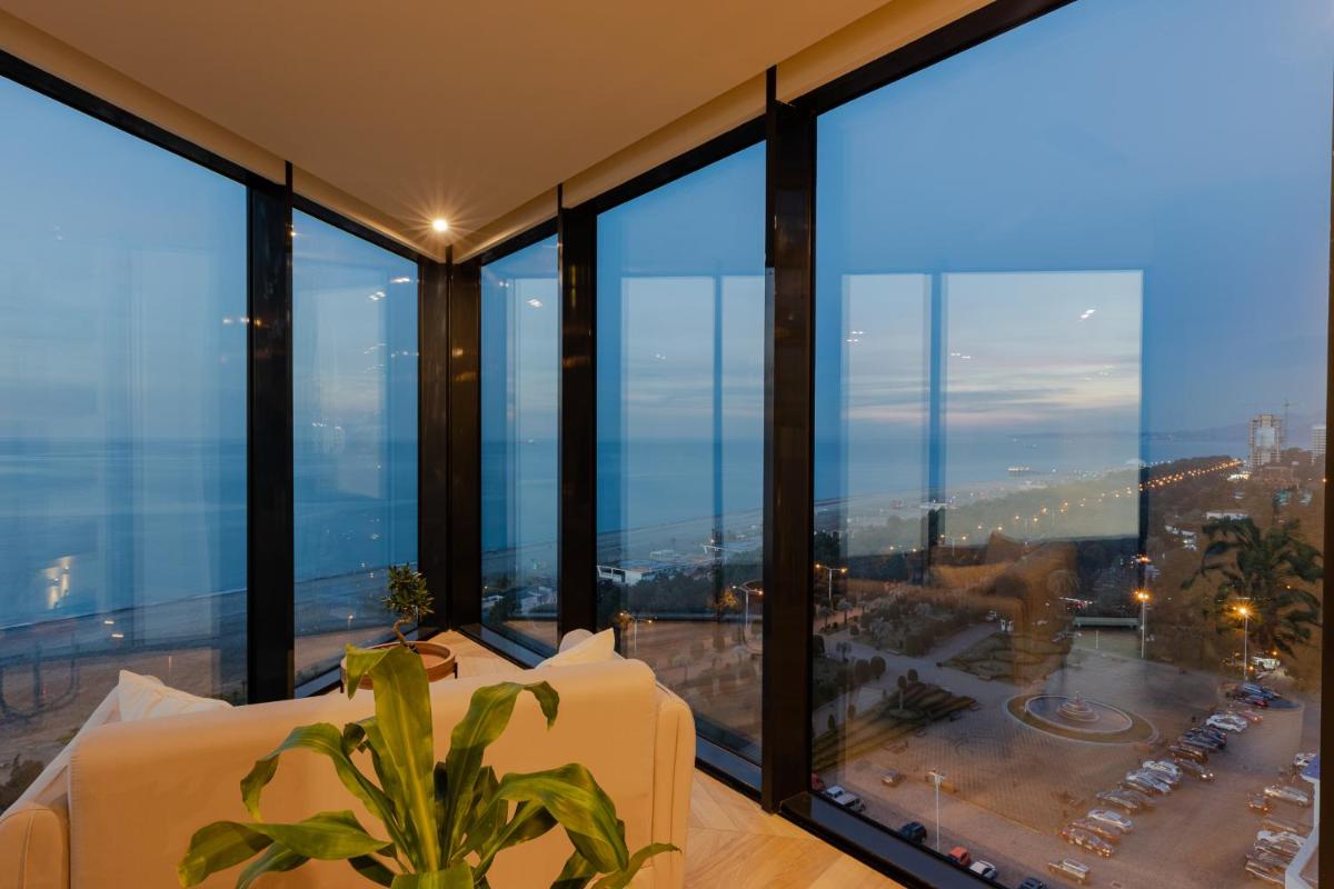 MiraMar Luxury Residences - Housity
