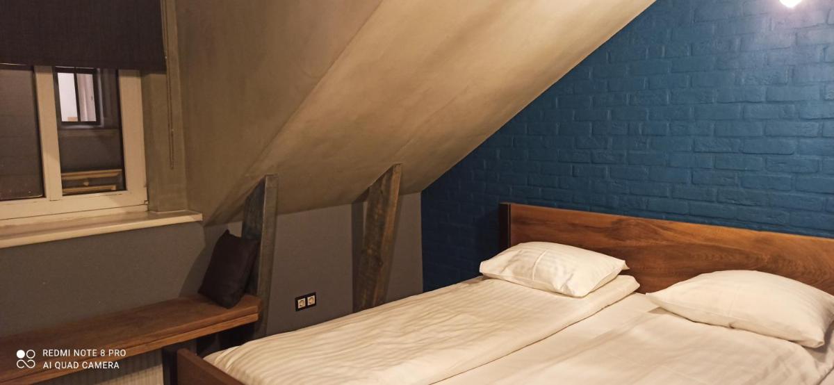 Old Town Cute Flat 2 beds 2 baths - Housity