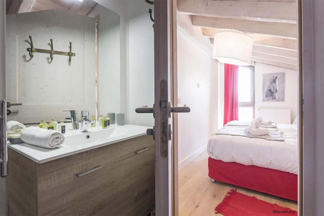 Salle de bains dans l'établissement TERRESENS - Le Hameau de Barthélémy