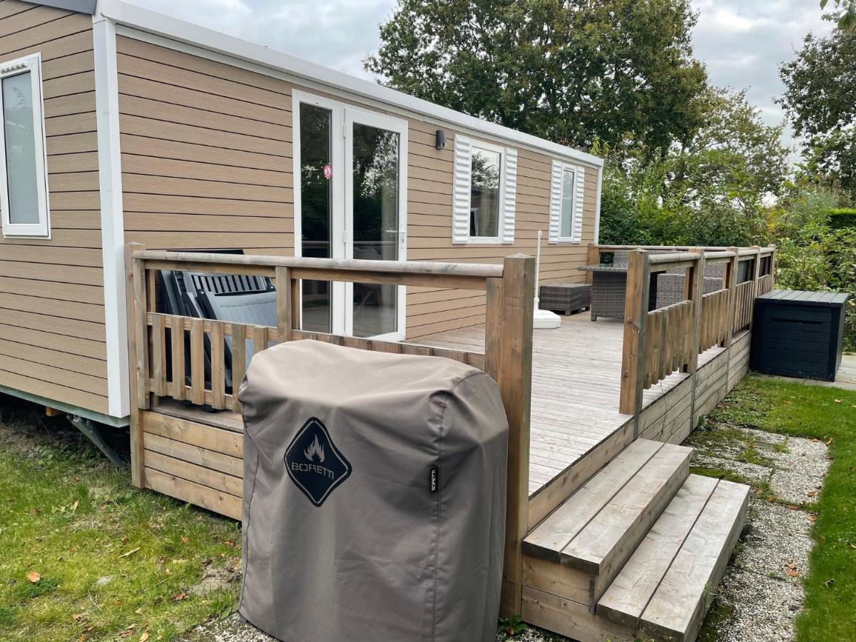 Renesse Chalet in family friendly area - Housity