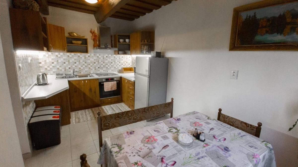 Chata Gábor - Housity