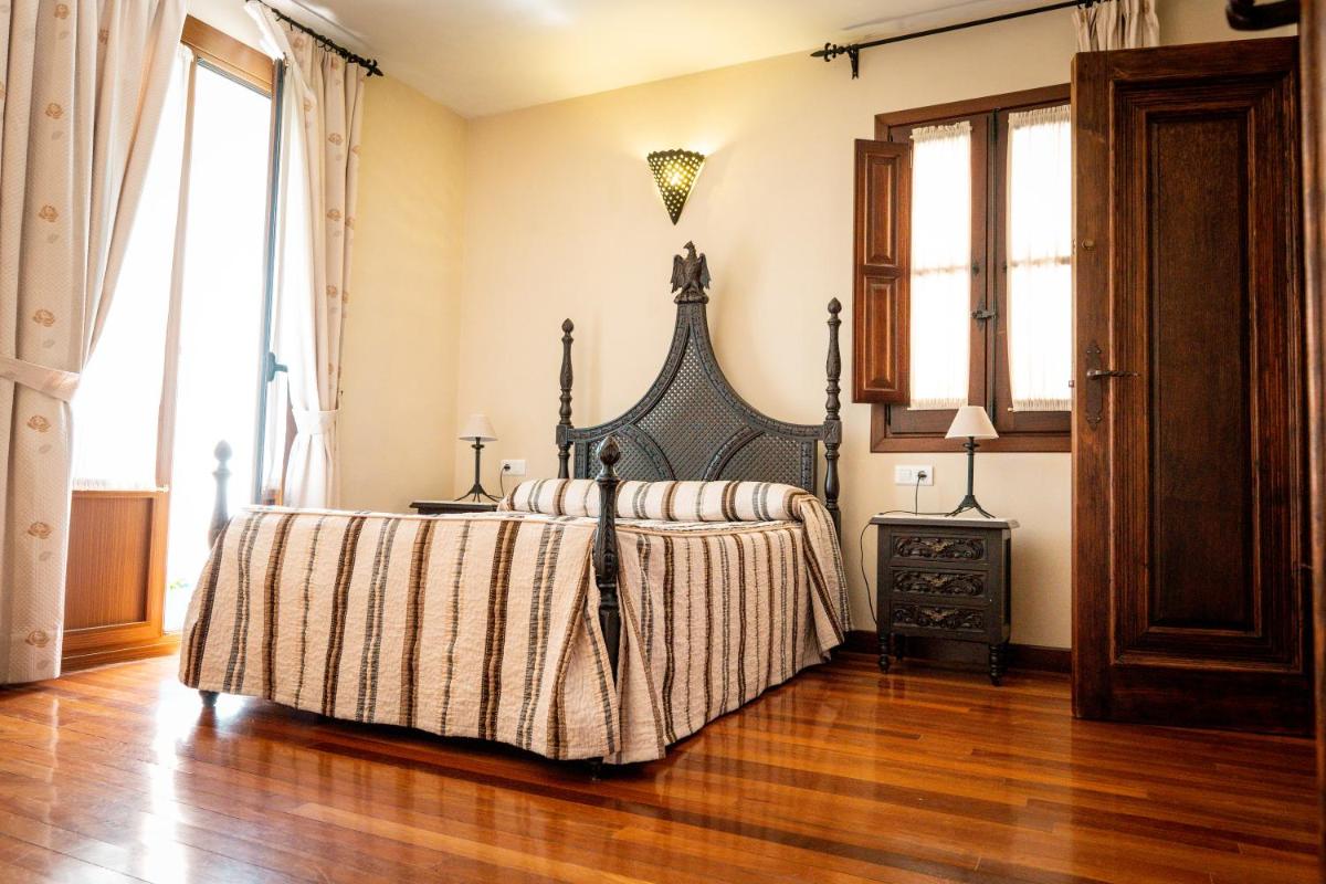 La Colegiata De Ronda - Housity