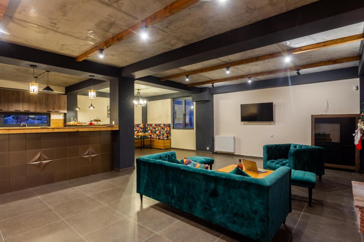 Gudauri Chalet - Housity
