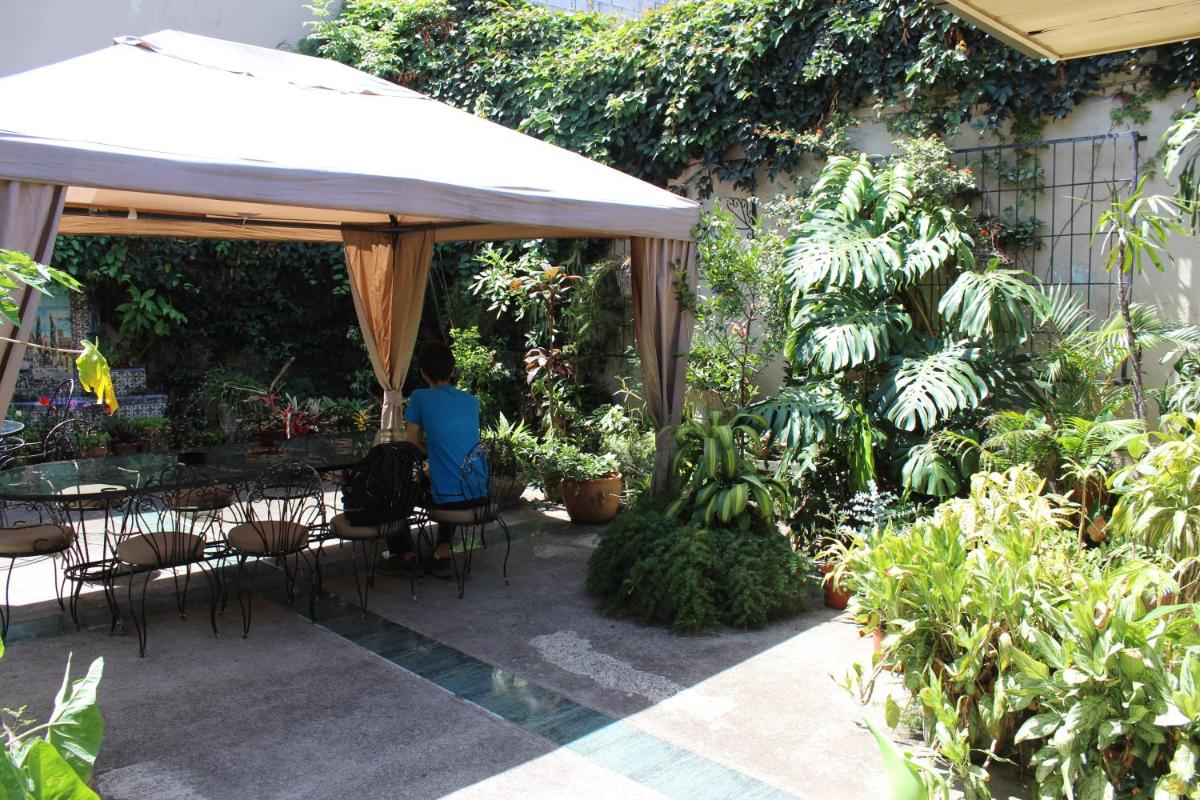 Hostel Casa del Parque - Housity