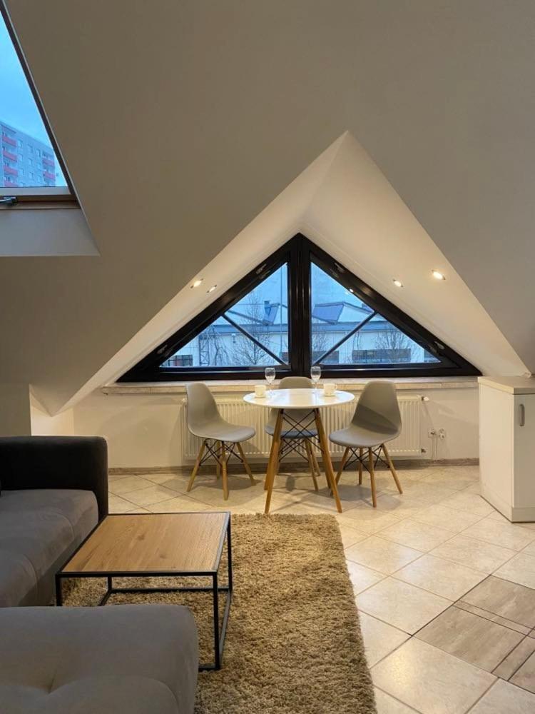 Apartament Pod 12 A - Housity