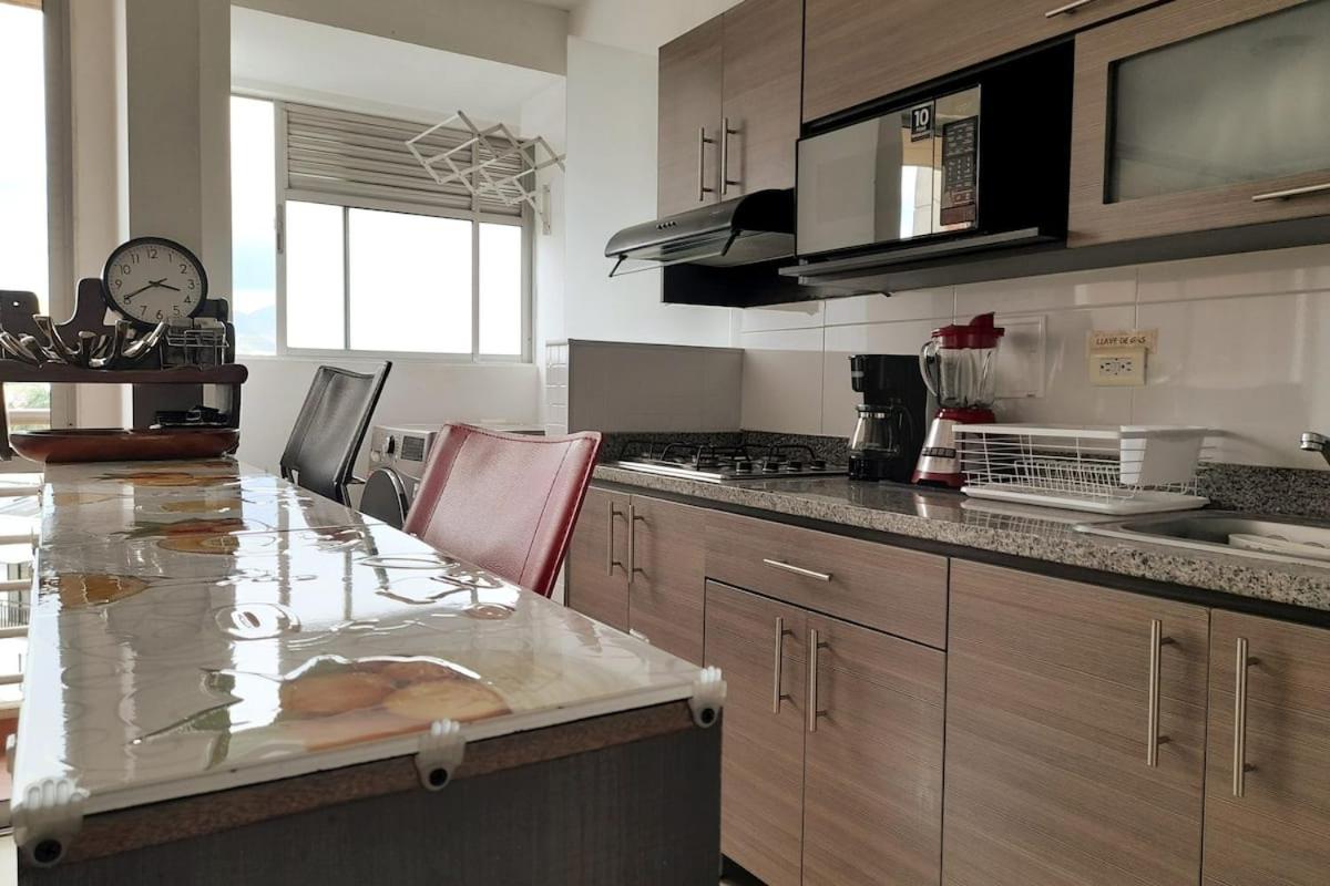 Espectacular apartamento via Cerritos 8 personas - Housity