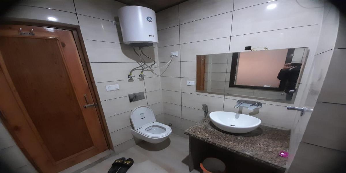Hotel Zoon Dabb Srinagar airport kashmir - Hizvo