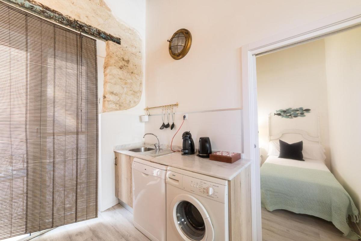 Casola Beach House - Housity
