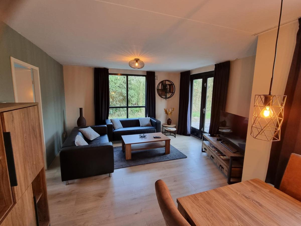 Recreatiewoning Maas en Waal 72 - Housity
